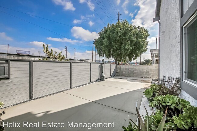 Building Photo - 3116 Casitas Ave