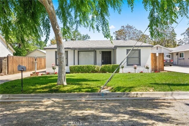 Foto del edificio - 3577 McKinley St