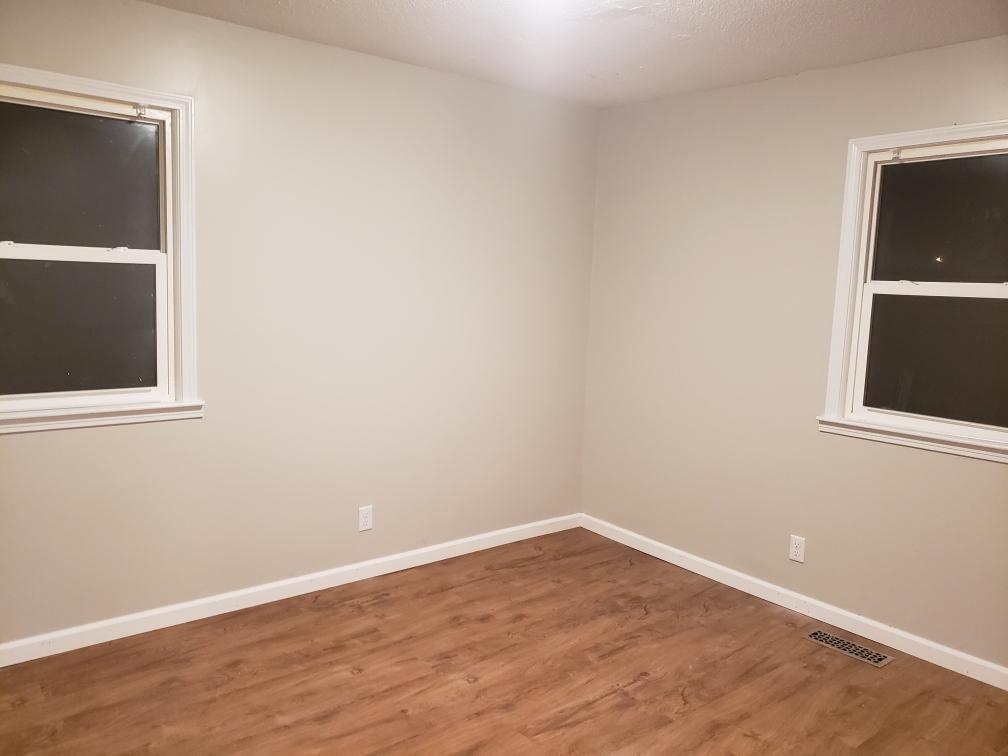 Foto principal - 613 Cherokee Dr
