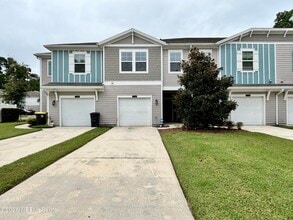 Building Photo - 7366 Palm Hills Dr