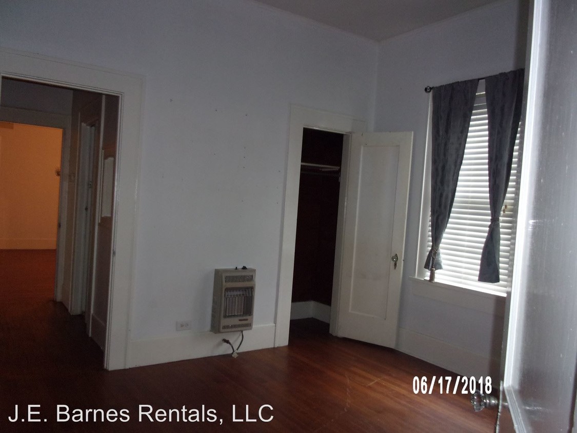 Foto del edificio - 2 br, 1 bath Apartment - 311 S Bonner
