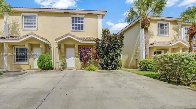 Foto del edificio - 340 SW 121st Terrace