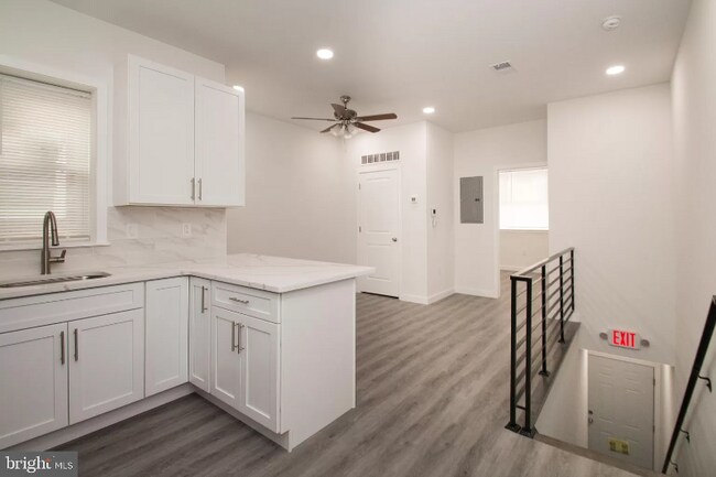 Foto del edificio - 2437 S 13th St