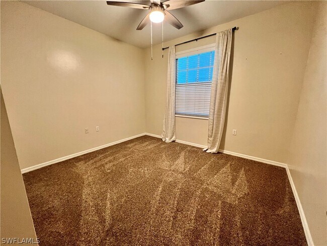 Foto del edificio - 3980 Loblolly Bay Dr