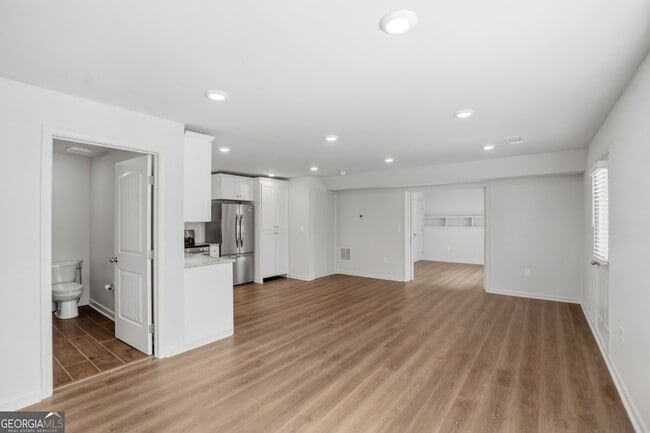 Photo - 428 Brookfield Dr House