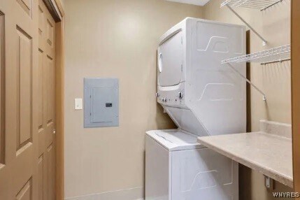 Foto del edificio - 3524 Deer Lakes Dr