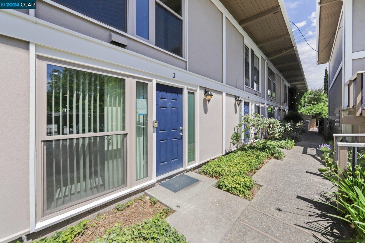 2121 Donald Dr Unit 3, Moraga, CA 94556 Condo for Rent in Moraga, CA