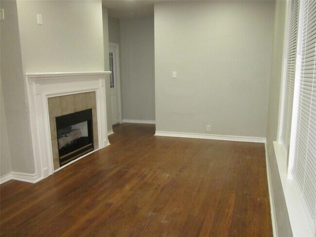 Foto del edificio - 3217 Winbern St