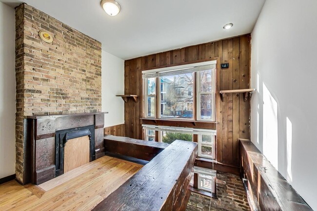 Building Photo - 2643 N Mildred Ave
