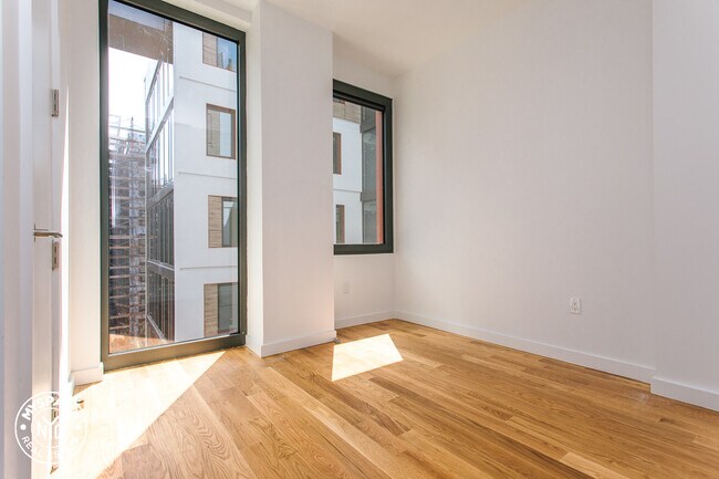 Foto del edificio - 123 Melrose St