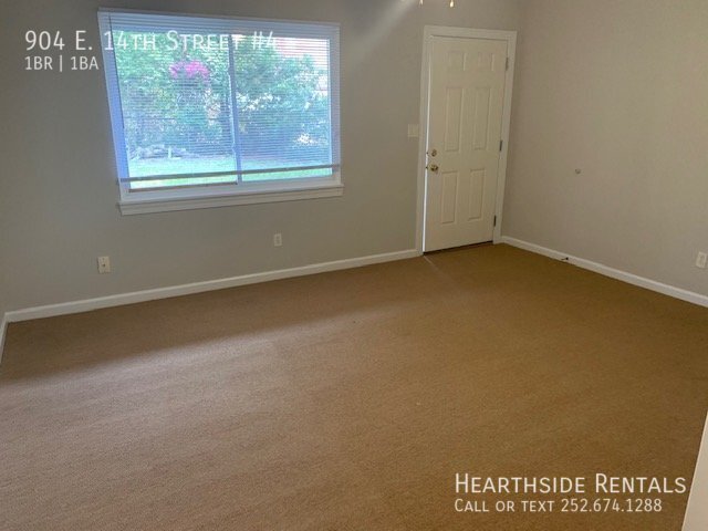 Foto del edificio - * ECU STUDENTS ONLY* 1 Bed / 1 Bath Apt. i...