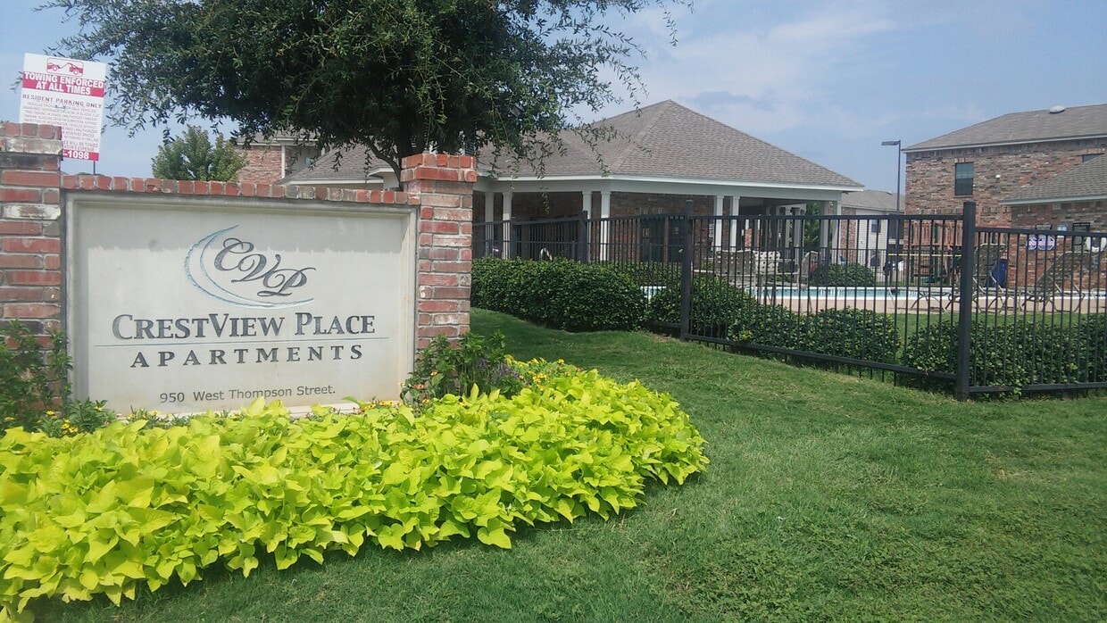 Crestview Place Apartments Apartments in Decatur, TX