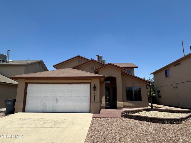 Building Photo - 14049 Tierra Delfin Dr