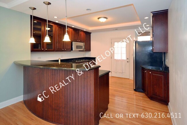 Foto del edificio - 1108 W Pratt Blvd