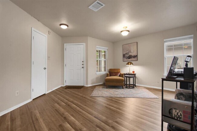 Foto del edificio - 18205 Topsail St