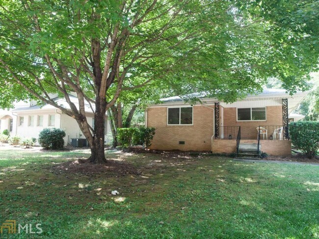 Building Photo - 119 Driftwood Pl