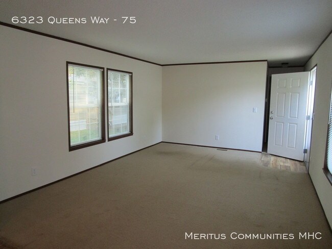 Building Photo - 6323 Queens Way