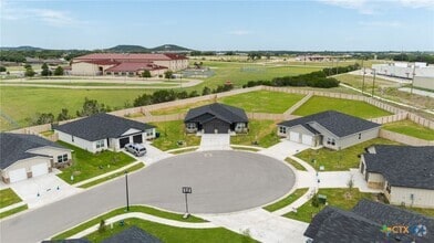 Building Photo - 1106 Lindsey Dr