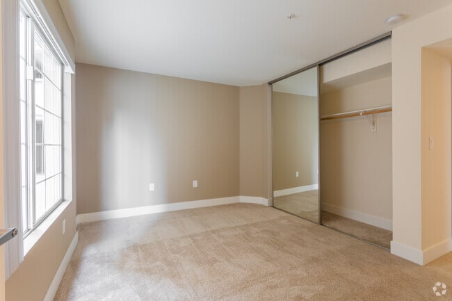 2X2 - Park Regency Apartments