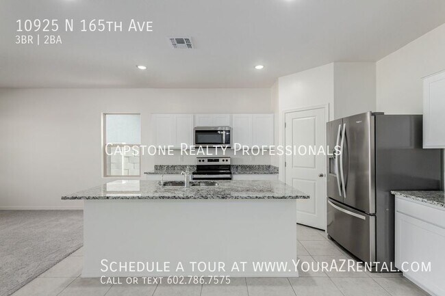Foto del edificio - 10925 N 165th Ave