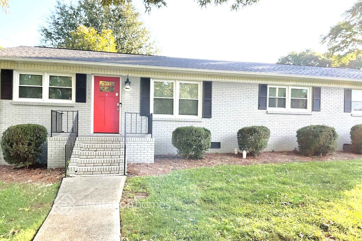 Foto principal - 1824 Hollandale Dr
