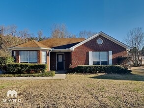 Building Photo - 4609 Lakes Edge Cove