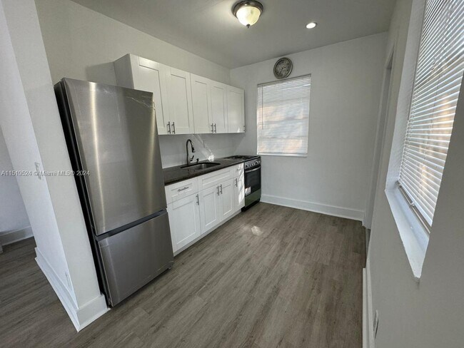 Foto del edificio - 4042 NW 23rd Ave