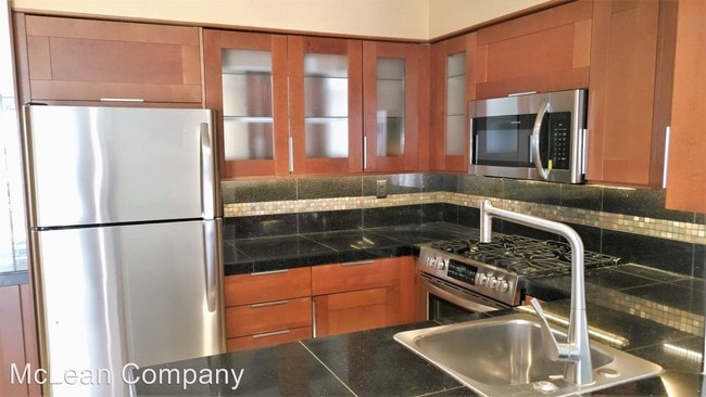 Building Photo - 3125 Sunflower Loop N