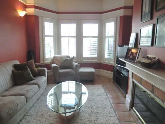 Foto del edificio - 631 Diamond St