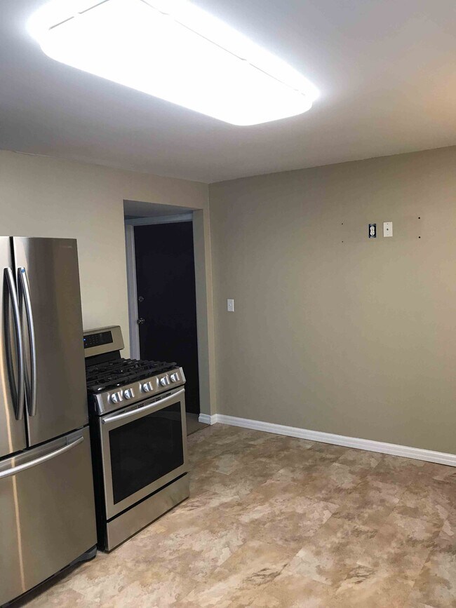 Foto del edificio - 3438 Walden Ave