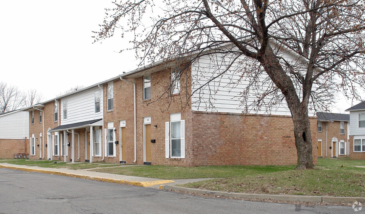 Primary Photo - Bethel Townhomes