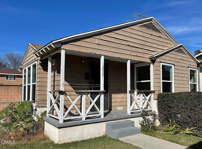 Foto del edificio - 12027 Magnolia St