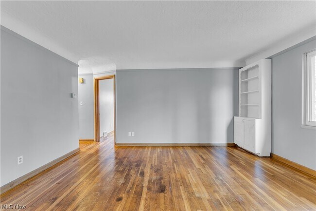 Foto del edificio - 219 Stoddard Ave