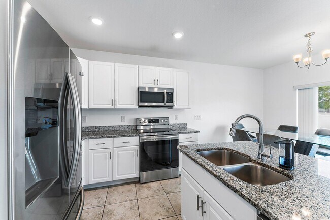 Foto del edificio - 1053 SW Coleman Ave