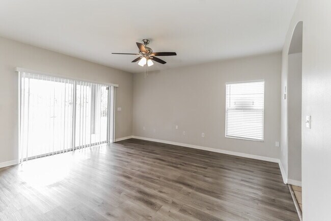 Foto del edificio - 3632 Hunting Creek Loop