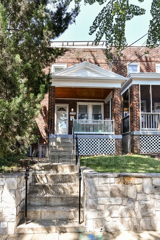 Primary Photo - 2230 Observatory Pl NW