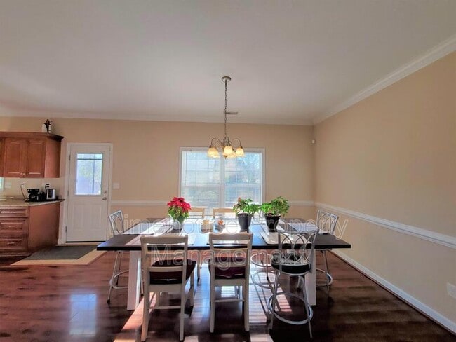 Foto del edificio - 2001 Pershing Ave