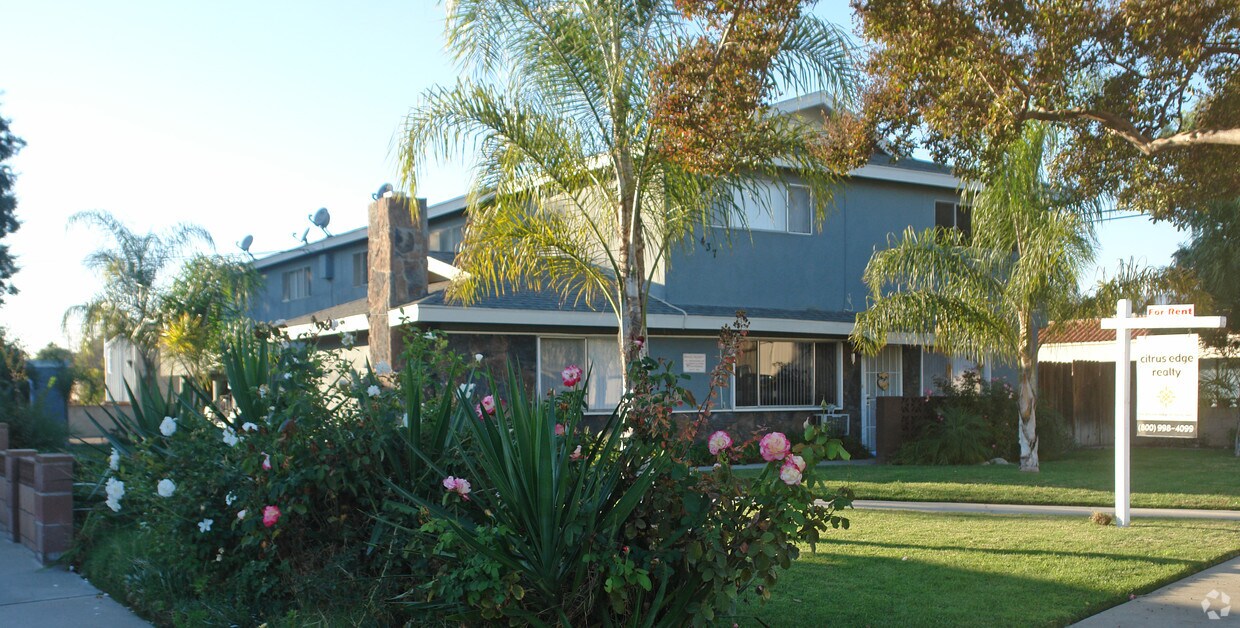 Foto principal - 437 N Oakbank Ave