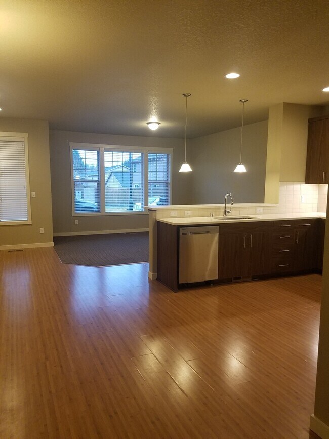 Foto del edificio - Great town home in perfect location!!!