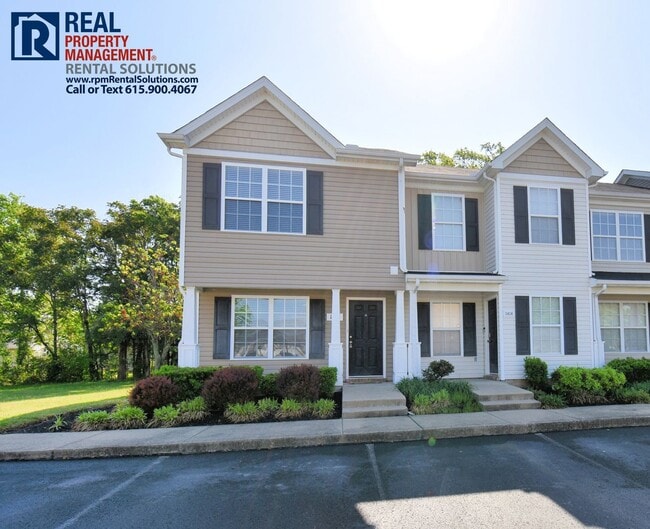 Foto del edificio - Great 2BR/2.5BA Murfreesboro townhome less than 2 miles from MTSU!