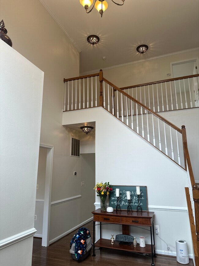 Foto del edificio - 6691 Deep Hollow Ln