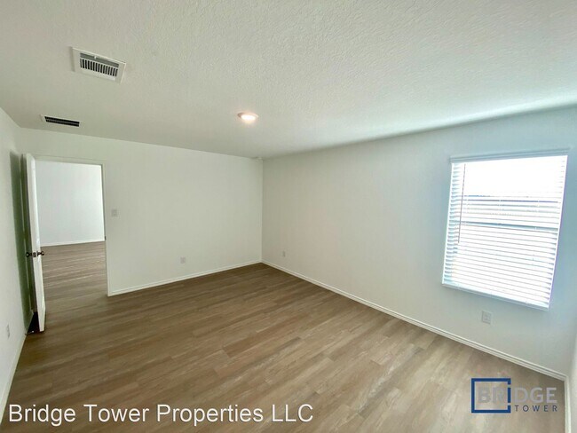 Building Photo - 4 br, 2 bath House - 336 Cordova Terrace