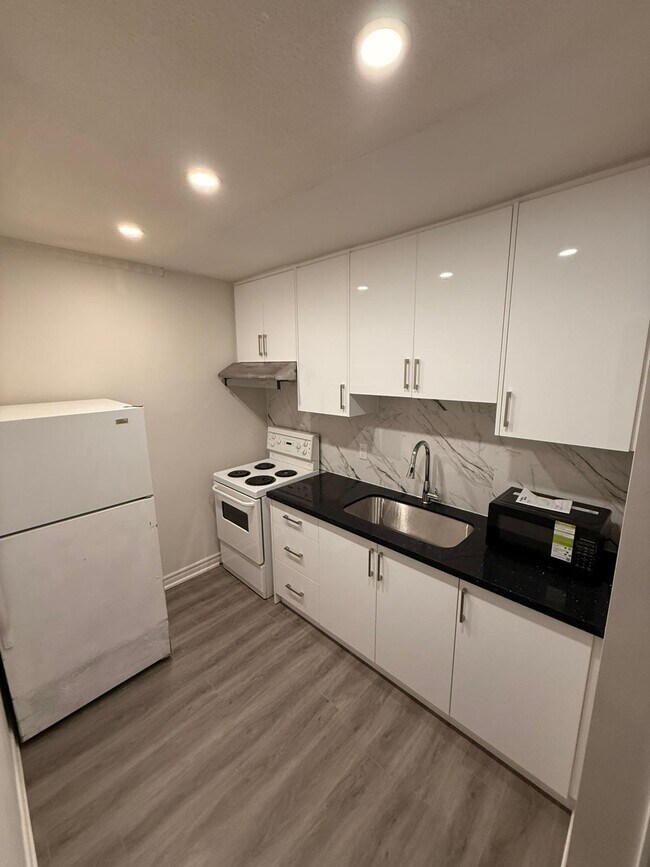 Photo du bâtiment - 507 Strathmore Blvd