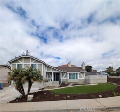 Building Photo - 132 Limerick Ln