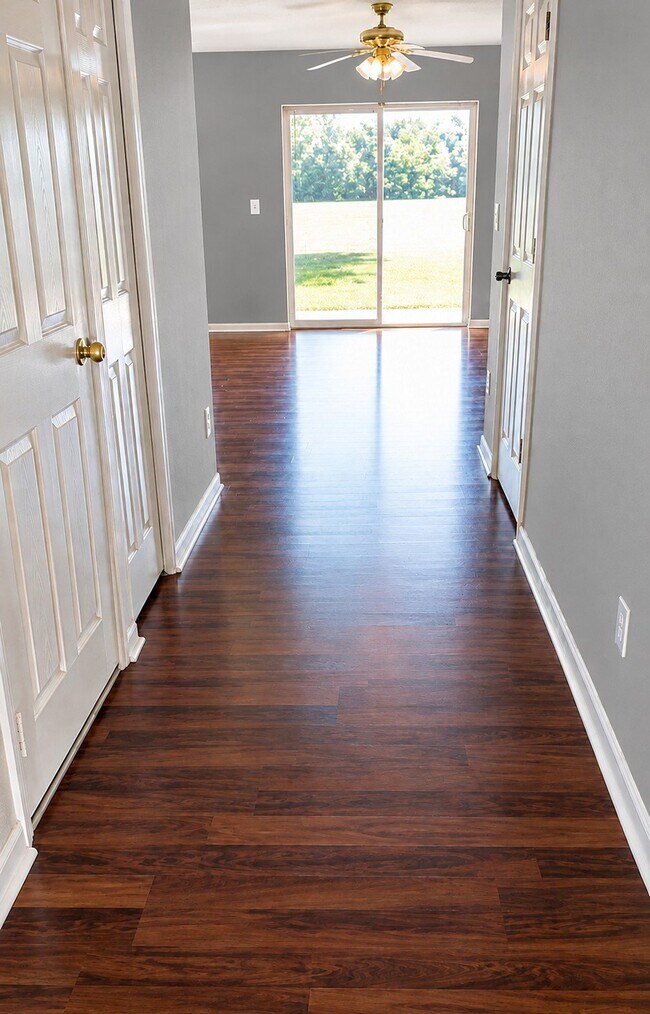 Foto del edificio - 4334 Winding River Way