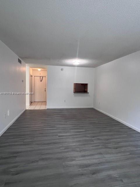 Foto del edificio - 505 NW 177th St