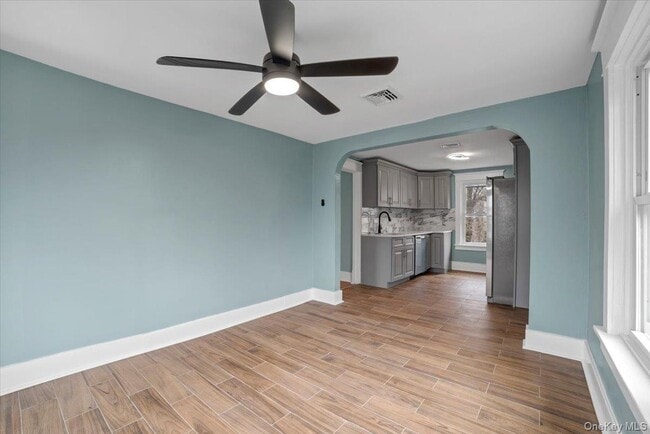 Building Photo - 143 Chatterton Pkwy