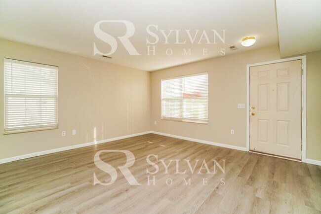 Building Photo - Carve Out a Great Life Here!