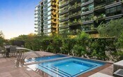 Foto principal - Experience luxury living in this exquisite...