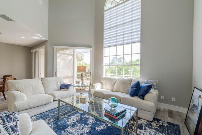 Foto del edificio - 7392 Pine Creek Way